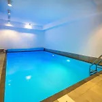 莫斯罗曼蒂克凯斯勒迈耶酒店 酒店 4*